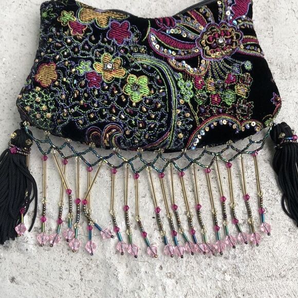 Mary Frances beaded bag - Picture 3 of 6